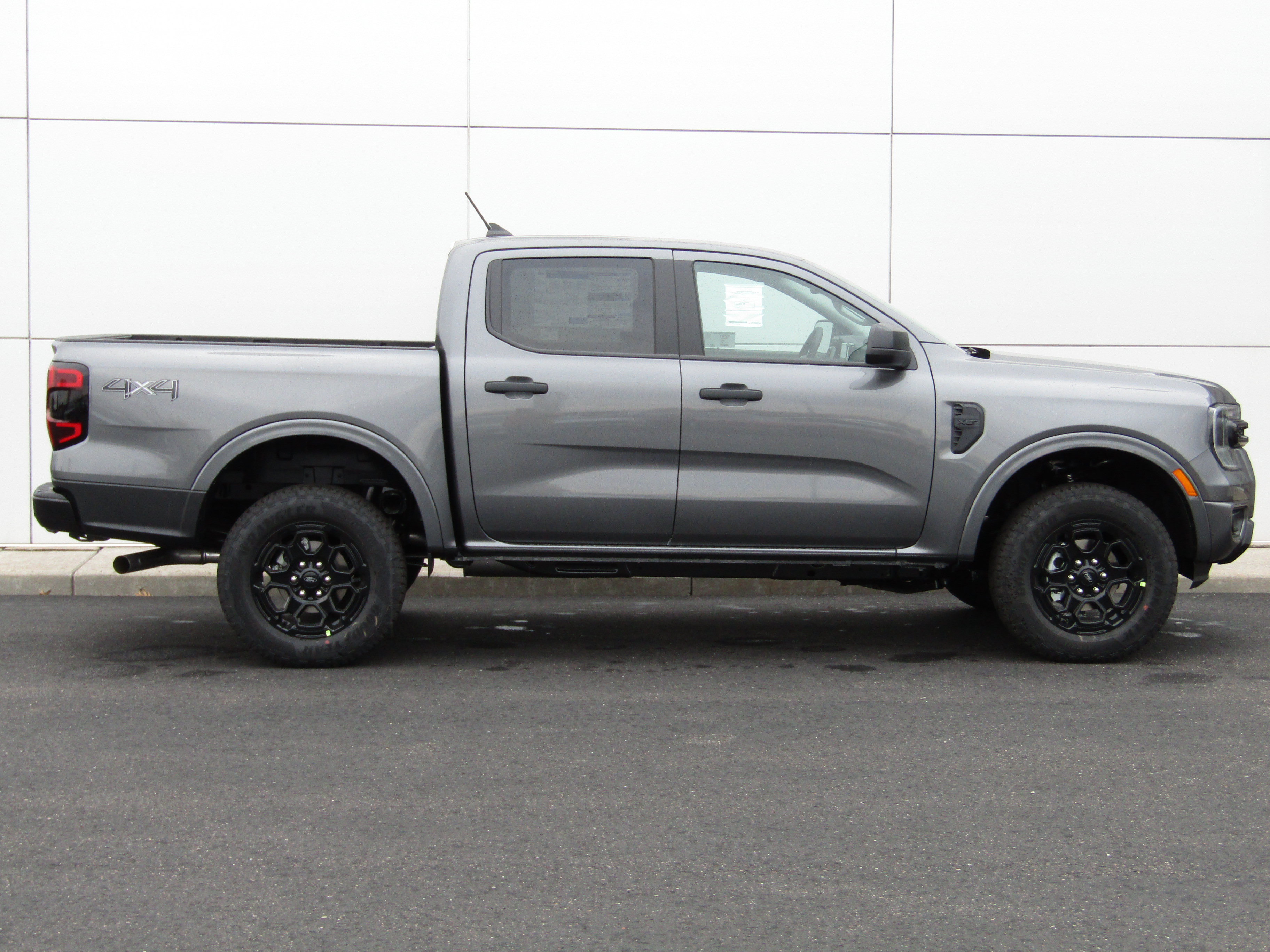 New 2026 Ford Ranger XLT w/ Equipment Group 301A High AWD/4WD image 3