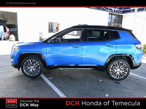 Used 2023 Jeep Compass Limited w/ Elite Group image 4