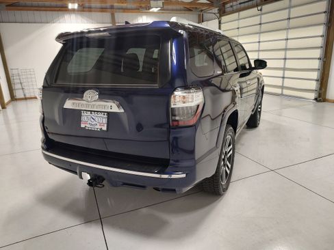 Used 2023 Toyota 4Runner Limited image 13