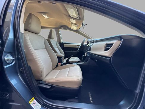 Used 2015 Toyota Corolla LE FWD image 39