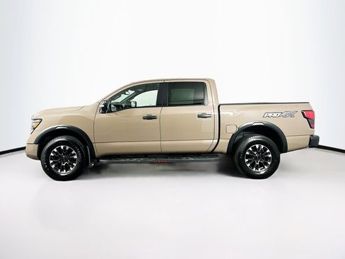 Used 2021 Nissan Titan PRO-4X w/ Pro-4x Convenience Package AWD/4WD image 4