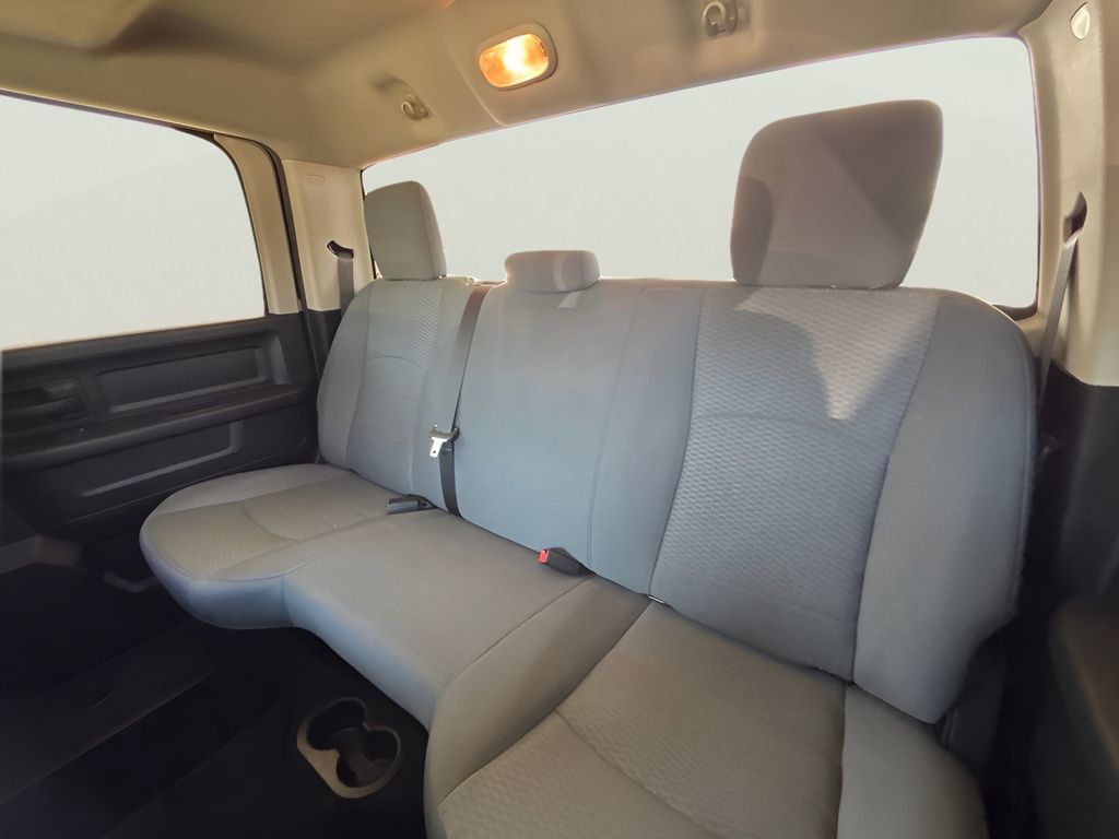 Used 2018 RAM 1500 Express RWD image 20