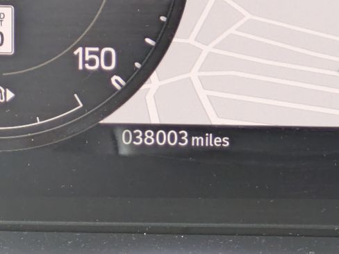 Used 2023 Land Rover Defender 110 X image 11