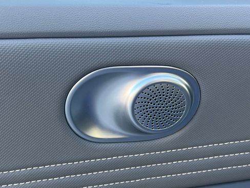 Certified 2025 Hyundai Elantra SEL image 24