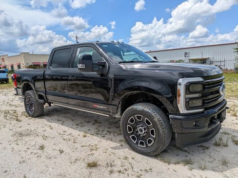 New 2025 Ford F350 Platinum w/ FX4 Off-Road Package image 2
