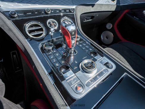 Used 2025 Bentley Continental GT Speed image 38