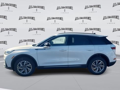 New 2026 Lincoln Corsair Premiere image 2