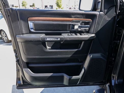 Used 2015 RAM 1500 Laramie w/ Convenience Group image 13