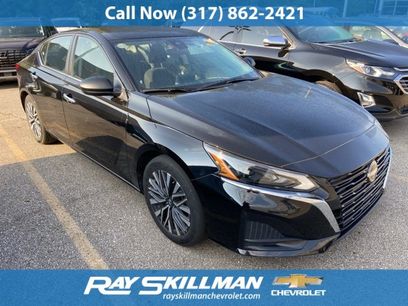 Used 2024 Nissan Altima 2.5 SV