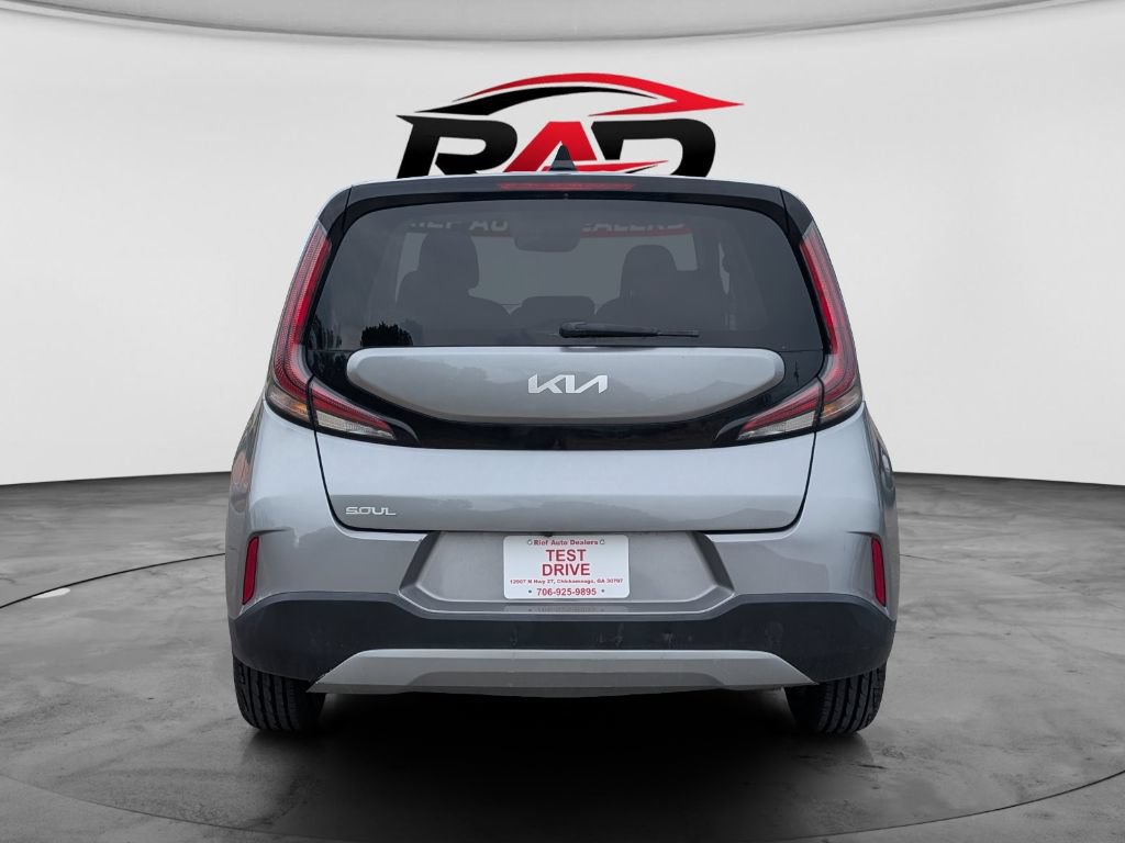 Used 2023 Kia Soul LX w/ LX Technology Package FWD image 4