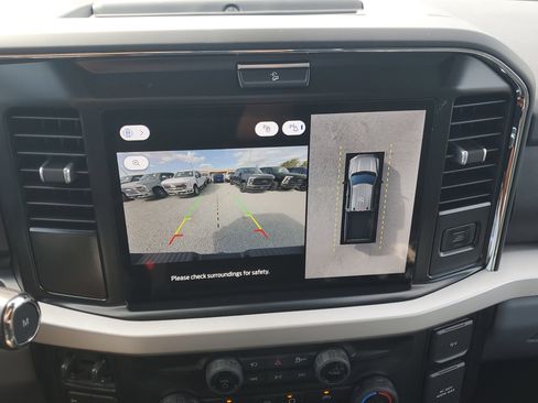 New 2026 Ford F250 XLT w/ XLT Premium Package AWD/4WD image 19