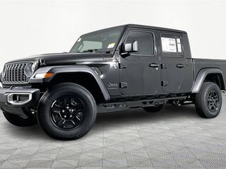 New 2026 Jeep Gladiator Sport video 1