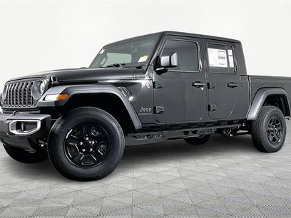 New 2026 Jeep Gladiator Sport