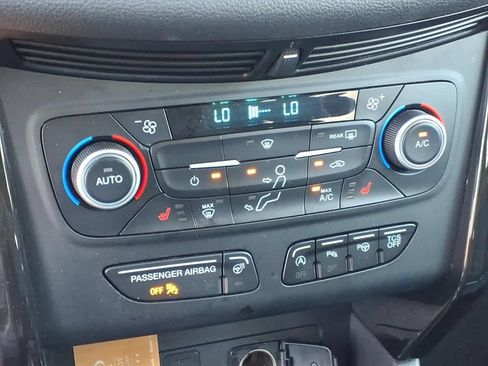Used 2019 Ford Escape Titanium FWD image 16