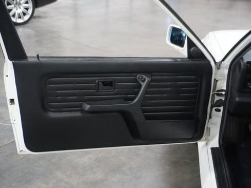 Used 1991 BMW M3 Coupe image 19