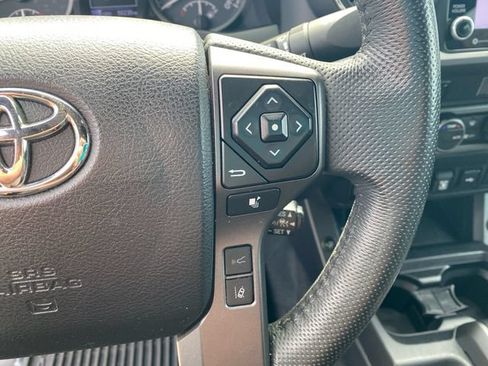 Used 2022 Toyota Tacoma TRD Sport w/ Technology Package AWD/4WD image 20