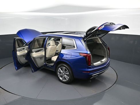 Used 2023 Cadillac XT6 Premium Luxury w/ Technology Package image 46