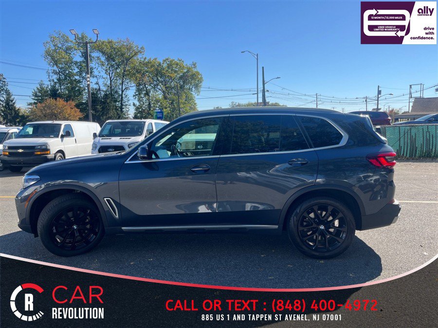 Used 2022 BMW X5 xDrive40i w/ Parking Assistance Package AWD/4WD image 5