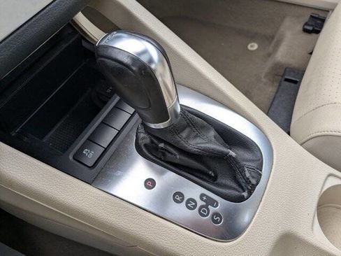 Used 2013 Volkswagen Eos Komfort image 24