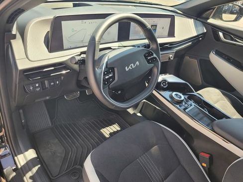 Used 2023 Kia EV6 GT-Line w/ GT-Line Suede Seat Package AWD/4WD image 9