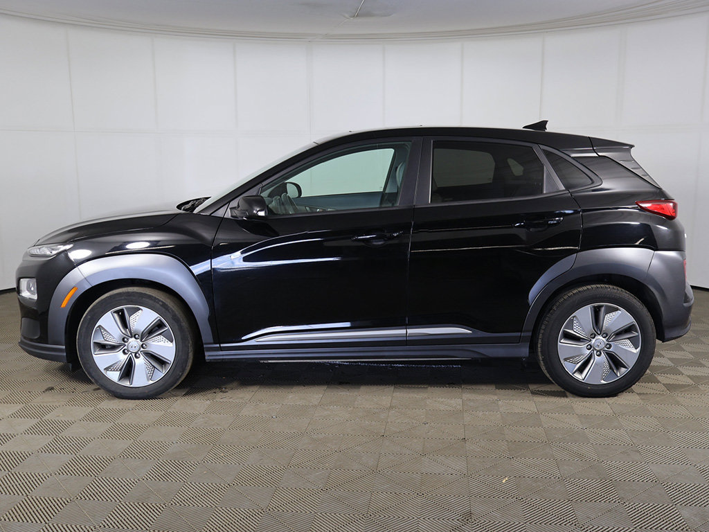 Certified 2021 Hyundai Kona Limited FWD image 12