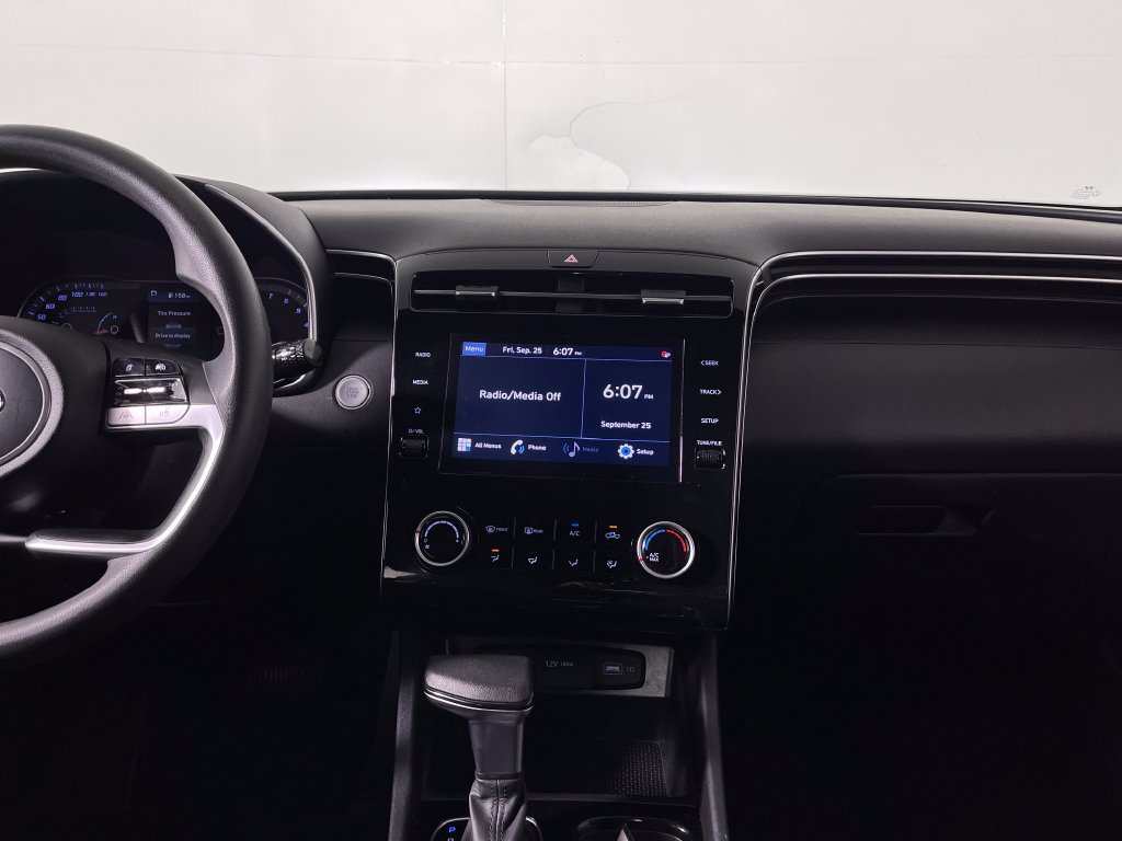 Certified 2022 Hyundai Santa Cruz SEL AWD/4WD image 17