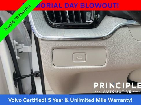 Certified 2023 Volvo XC60 B5 Plus w/ Climate Package AWD/4WD image 26