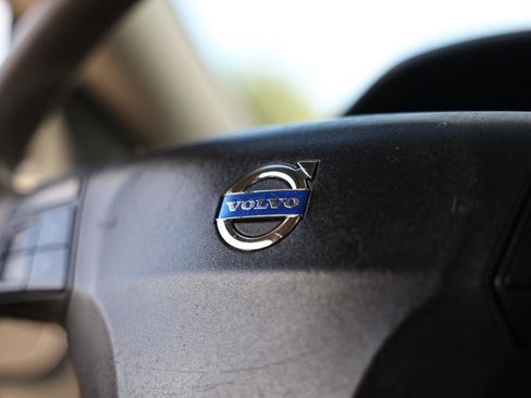 Used 2008 Volvo C70 T5 image 27