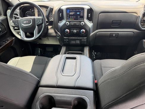 Used 2020 GMC Sierra 1500 Elevation w/ Elevation Value Package AWD/4WD image 11