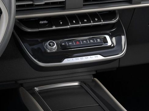 New 2026 Lincoln Corsair Premiere image 16