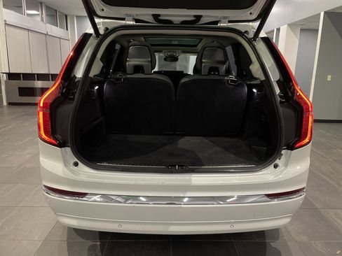 Used 2025 Volvo XC90 B6 Plus image 37