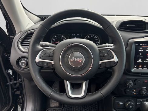 Used 2023 Jeep Renegade Latitude w/ Sun/Sound Group image 26