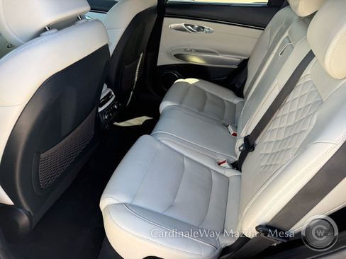 Used 2025 Genesis Electrified GV70 Advanced w/ Prestige Package image 27