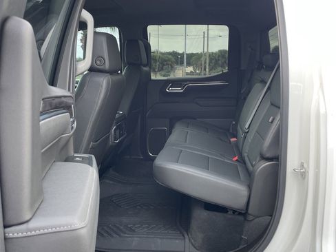 Used 2025 Chevrolet Silverado 1500 LTZ image 24