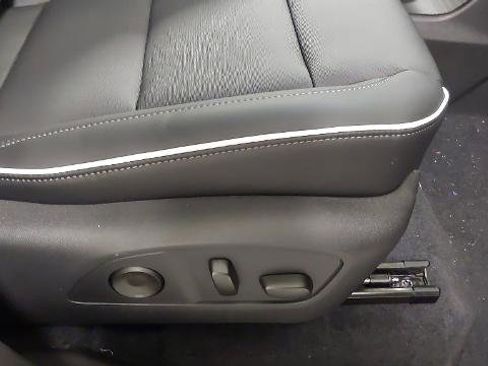 New 2026 Buick Enclave Preferred w/ Power Package image 28