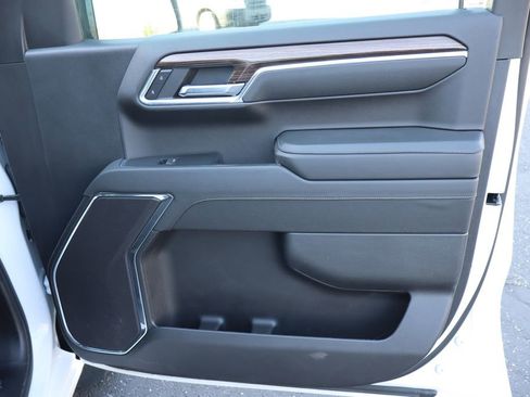 Used 2023 Chevrolet Silverado 1500 RST w/ Z71 Off-Road Package image 22