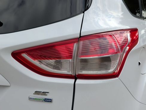 Used 2015 Ford Escape SE w/ Equipment Group 201A AWD/4WD image 43