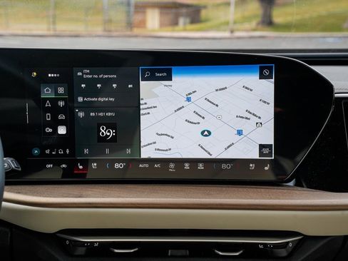 Used 2025 Audi Q5 Prestige image 9