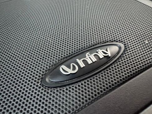 Used 2012 Hyundai Santa Fe Limited image 22