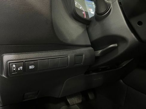 Certified 2025 Toyota Corolla LE FWD image 14