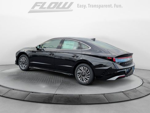 New 2026 Hyundai Sonata Limited image 5