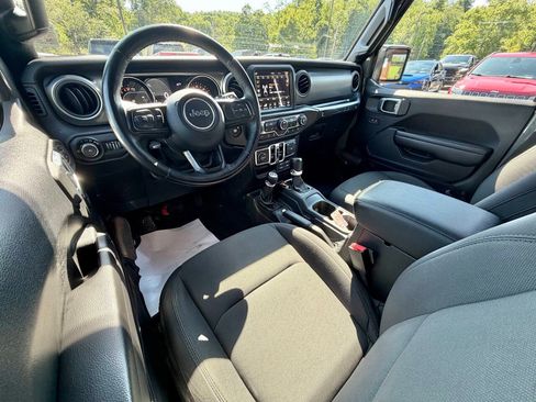 Used 2021 Jeep Wrangler Unlimited Sport w/ Sun And Sound Package AWD/4WD image 25