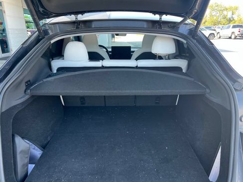 Used 2026 Tesla Model Y 2WD image 27