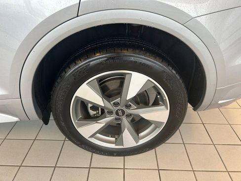 Used 2022 Audi Q5 2.0T Premium Plus image 22