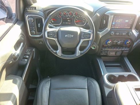 Used 2020 Chevrolet Silverado 1500 LT Trail Boss AWD/4WD image 11