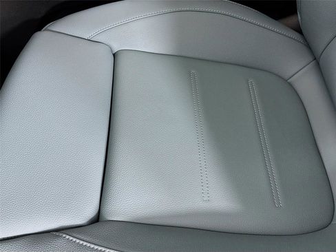 Used 2026 Mercedes-Benz GLA 250 4MATIC image 25