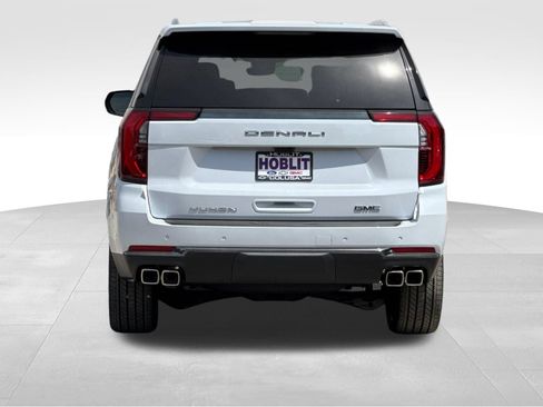 New 2026 GMC Yukon Denali Ultimate w/ LPO, Floor Liner Package AWD/4WD image 4