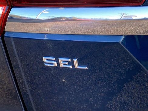 Used 2019 Volkswagen Atlas SEL image 6