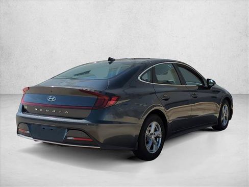 Used 2023 Hyundai Sonata SE FWD image 5