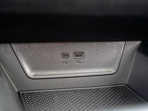 New 2026 Chevrolet Equinox LT w/ Safety and Technology Package AWD/4WD image 23